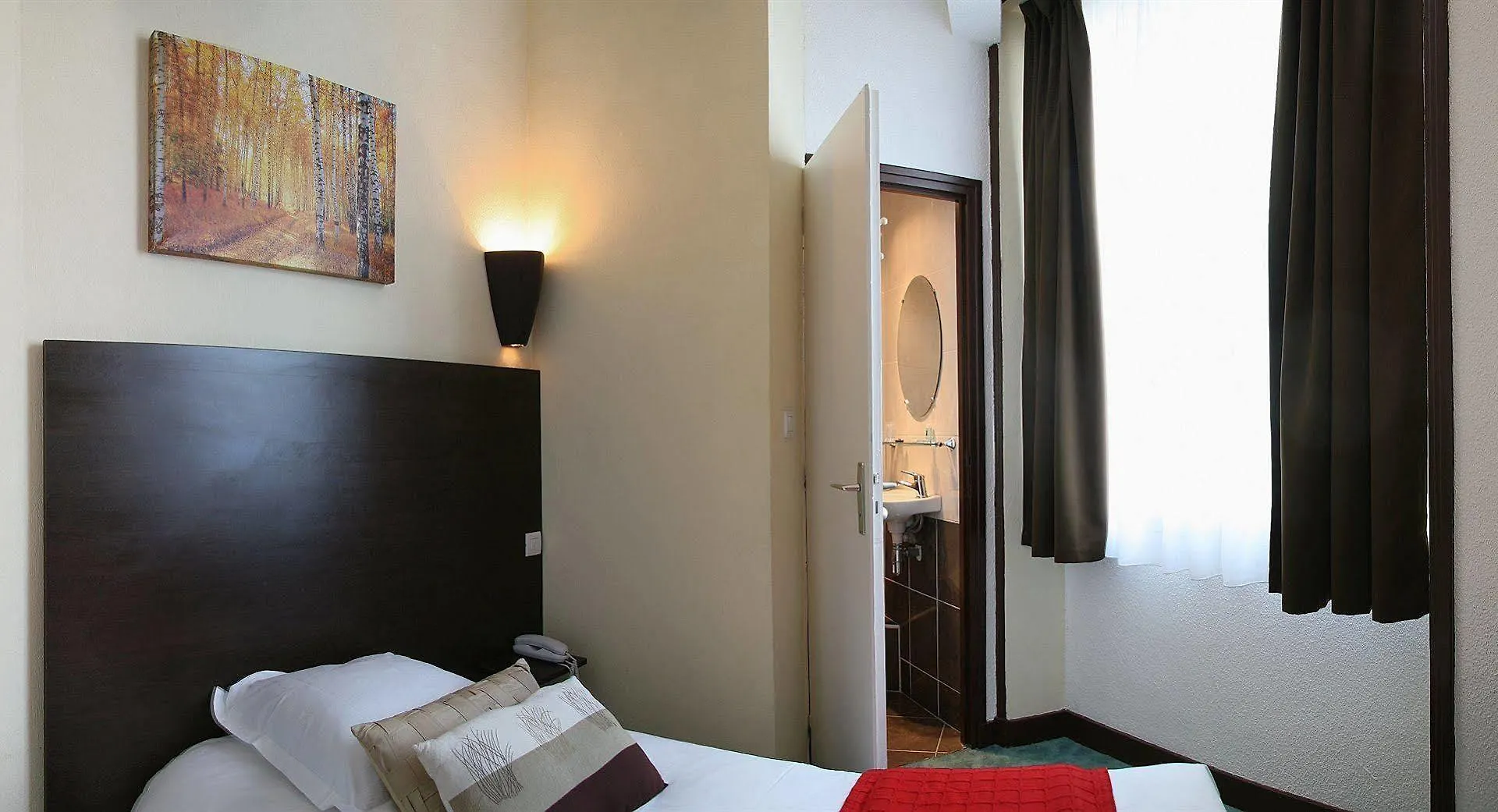 Hôtel Le Keroman Lorient 2*,
