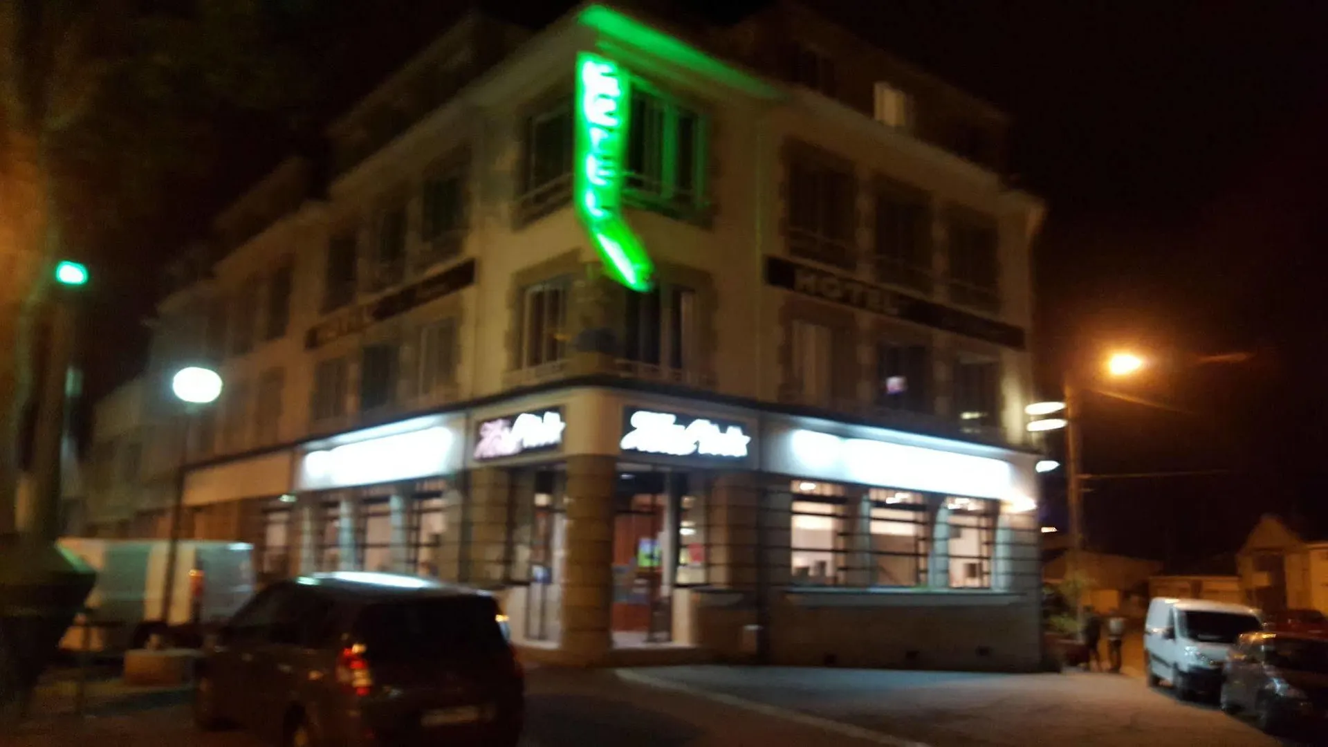 Hotel Hôtel Le Keroman Lorient